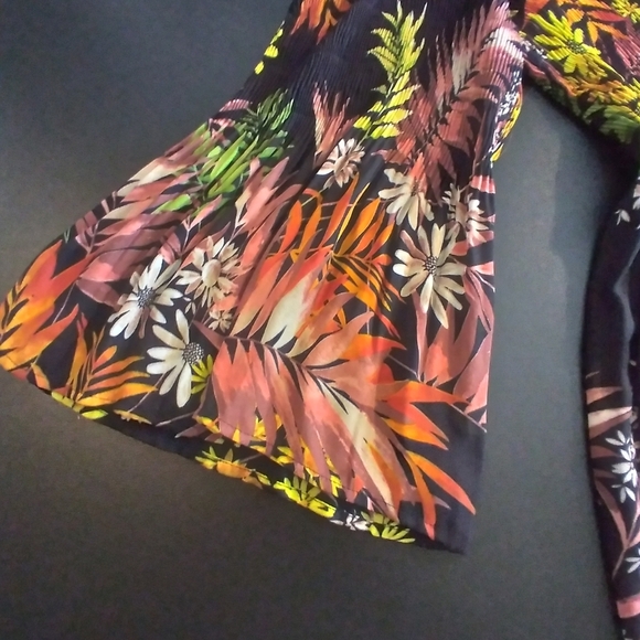 Spense Floral Black and Orange Women's Top Size 2X Jeweled Boho Hippie Office - Picture 6 of 7